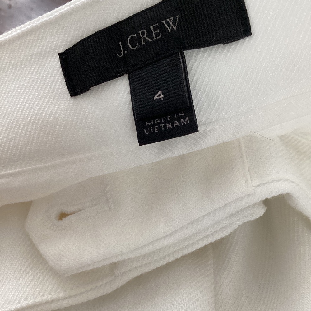 J.CREW Cuffed Linen Bermuda Shorts - Picture 7 of 9